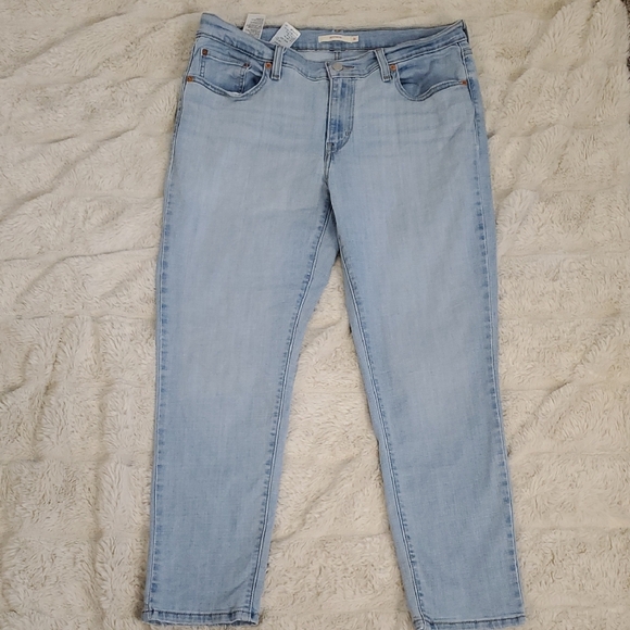 Levi's Light Wash Boyfriend Jeans 31x27 - Picture 1 of 13